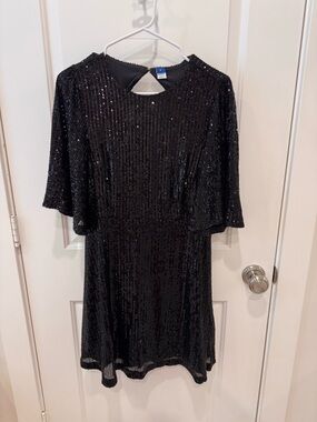Old Navy Black Sequin Short Sleeve Party Dress